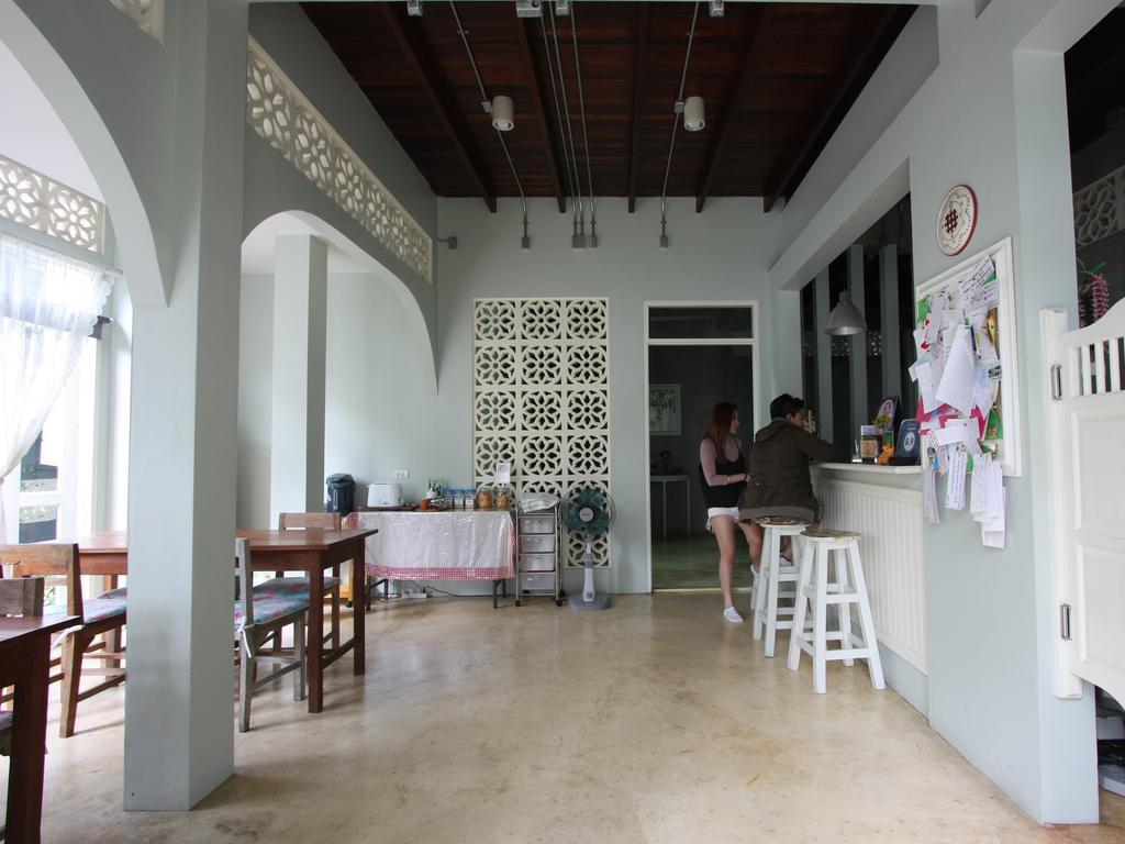 ラムパーン ラダ ハウス Bed & Breakfast エクステリア 写真