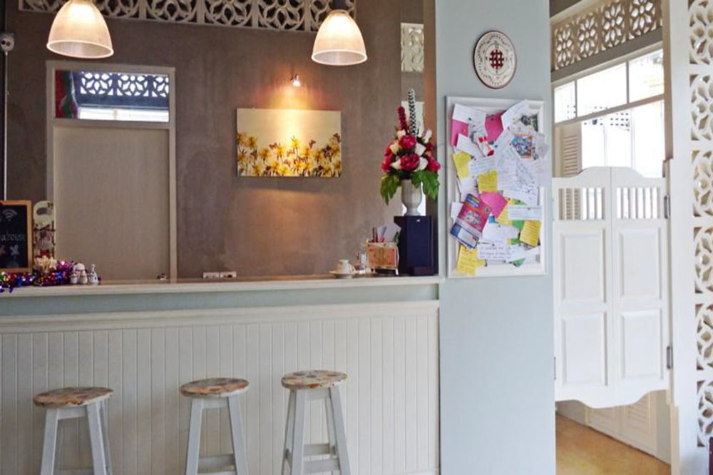 ラムパーン ラダ ハウス Bed & Breakfast エクステリア 写真